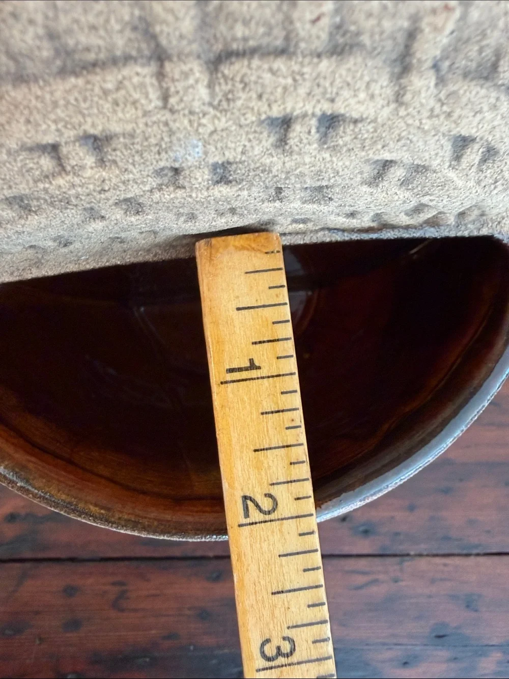 Vintage Haeger Ceramic Textured Basketweave Wall Pocket.